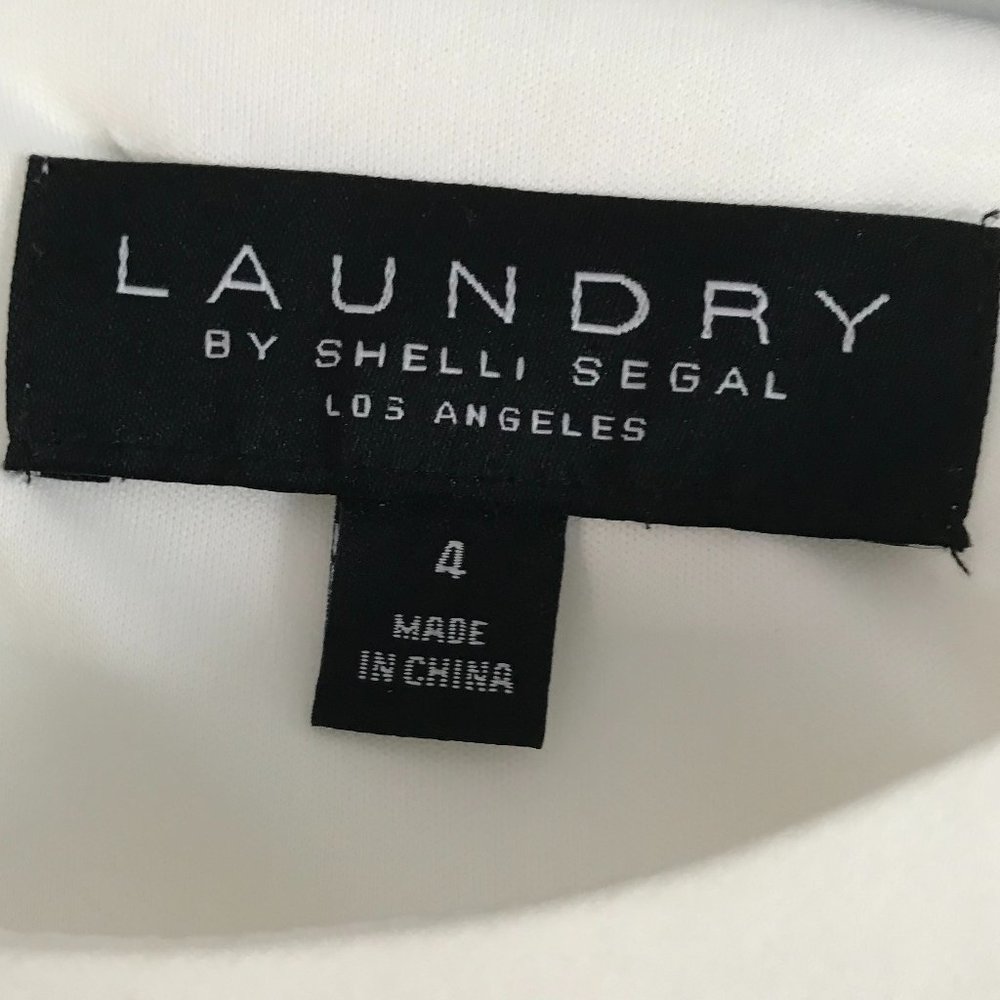 NWT Chic Laundry By Shelli Segal White Crepe Long Sleeve Formal Gown Size 4 - Picture 13 of 15